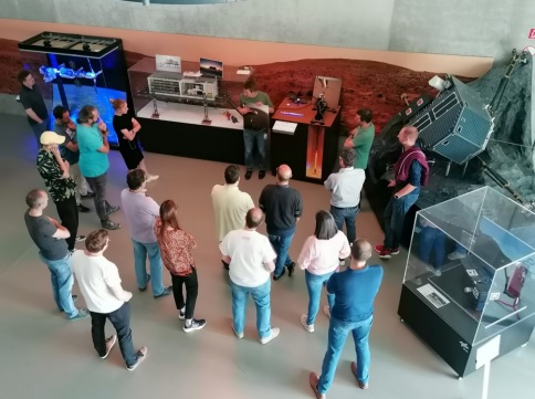 Day 3 DLR lab tour